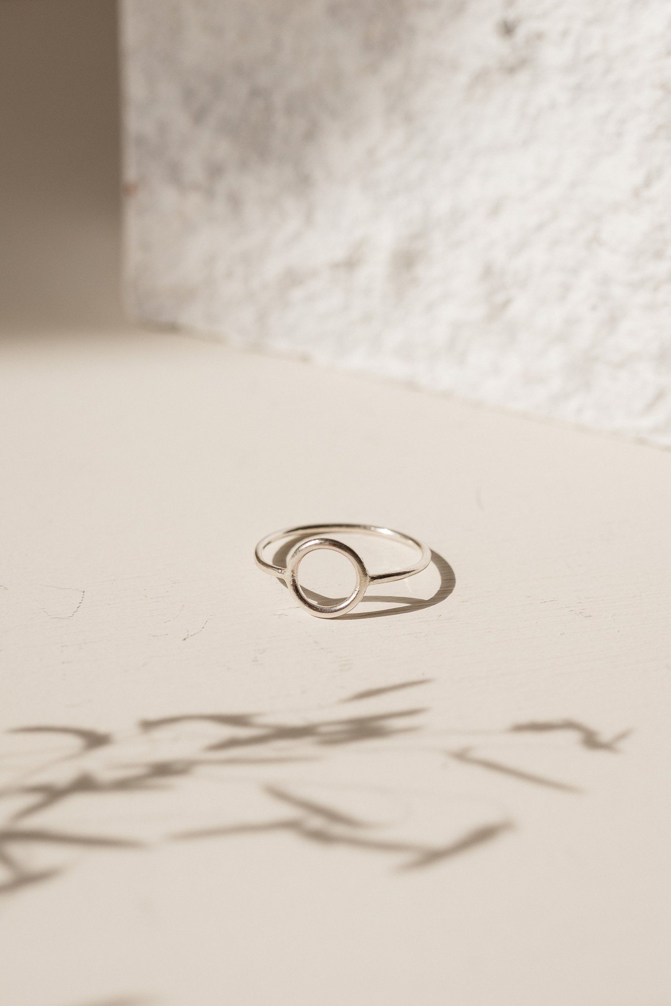 Sterling Silver Circle Ring Ring Fawn and Rose 