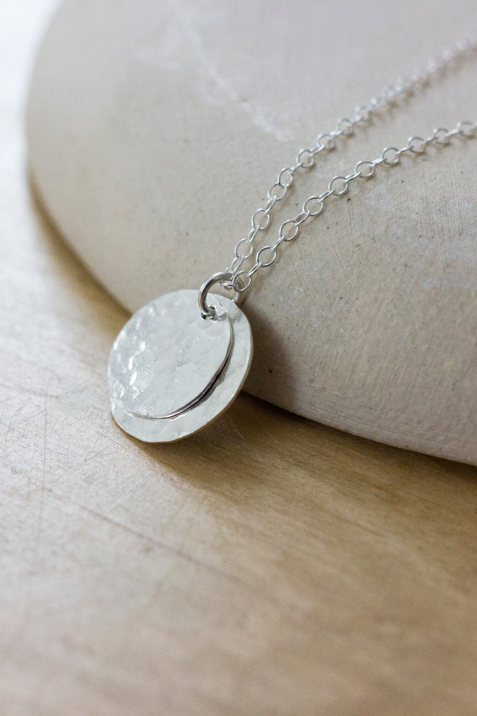 Hammered Double Disc Necklace Necklace Fawn and Rose 