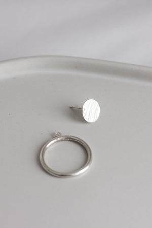 Textured Circle Ear Jacket Earrings (Silver) Earrings Fawn and Rose 