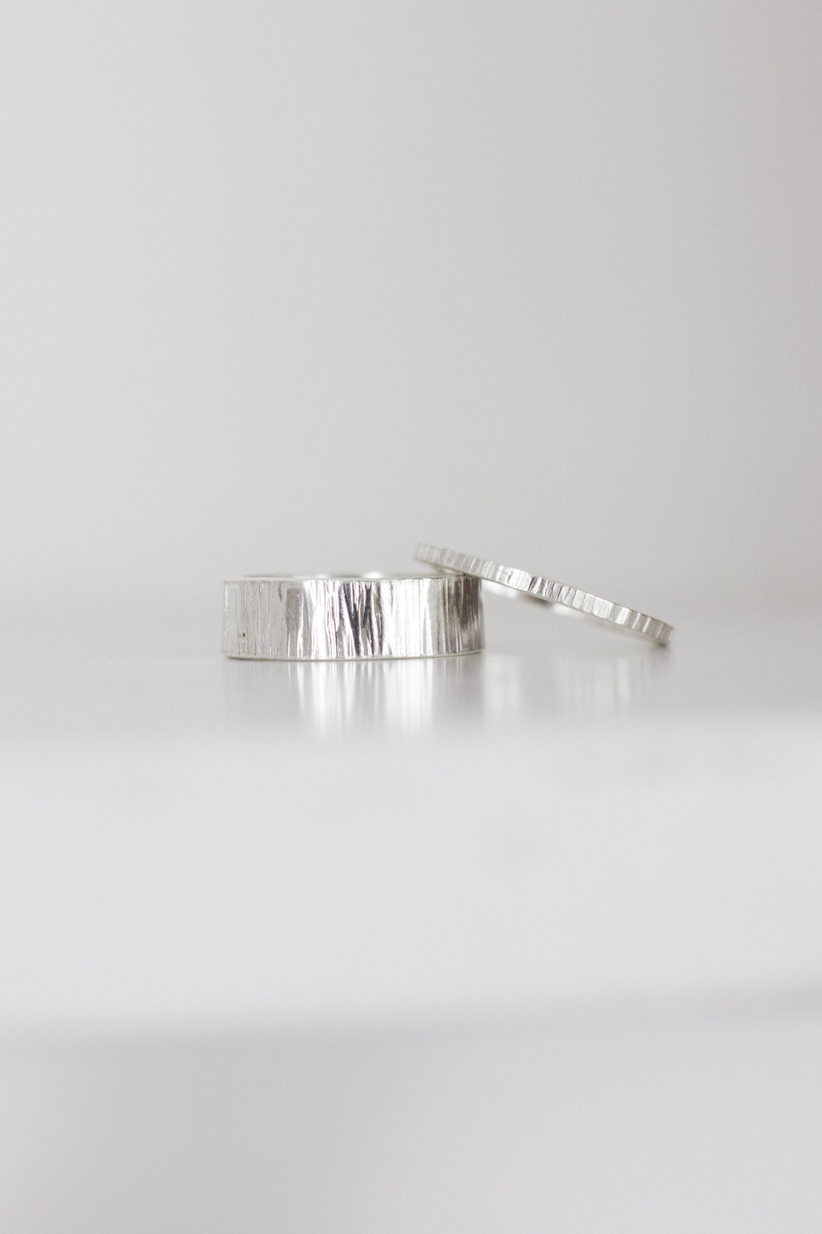 Sterling Silver Textured Band Ring Ring Fawn and Rose 